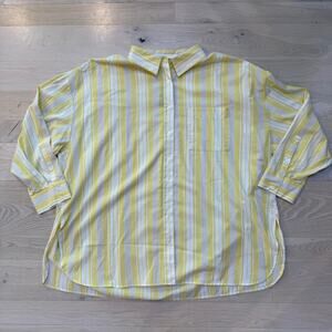 NWT Torrid Drop Shoulder Shirt SZ 2 Daydream Stripe 43420637 Butter Yellow